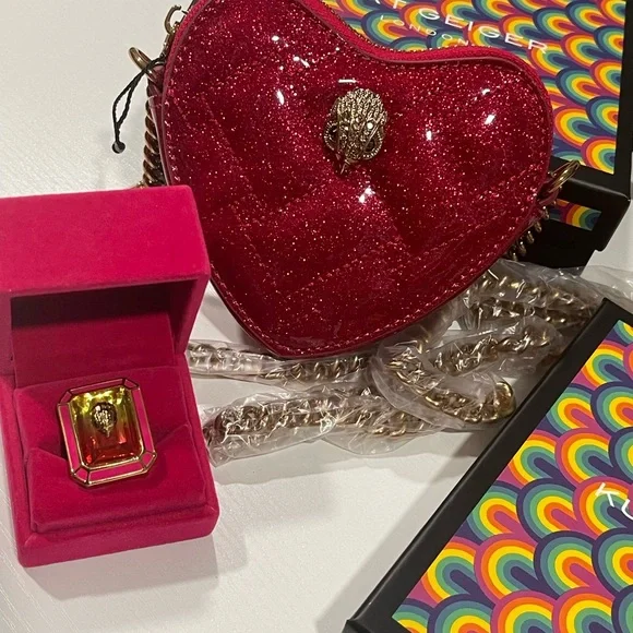 Kurt Geiger bundle stunning Ring and Glittery Red Heart Mini Bag - Picture 1 of 13